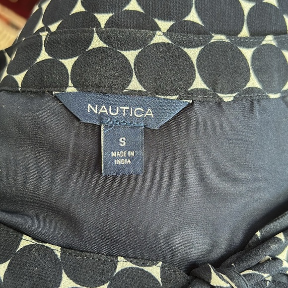 Nautica Navy Blue & White Print Long Sleeved Ruffled Blouse sz S - Picture 6 of 8